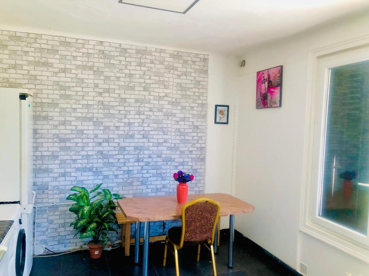 Paris Visit - Business - Tourism Apartment Creteil Bagian luar foto