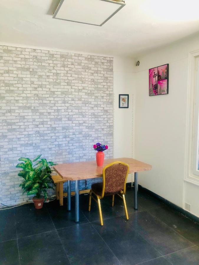 Paris Visit - Business - Tourism Apartment Creteil Bagian luar foto
